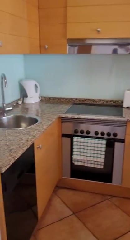 Apartamento de 2 habitaciones en Playa Paraiso en alquiler con piscina - 1.800 € (Ref: 9465315)