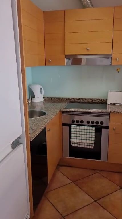 Apartamento de 2 habitaciones en Playa Paraiso en alquiler con piscina - 1.800 € (Ref: 9465315)