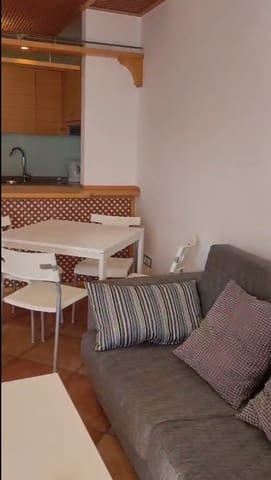 Apartamento de 2 habitaciones en Playa Paraiso, Adeje en alquiler con piscina - 1.800 € (Ref: 9465315)