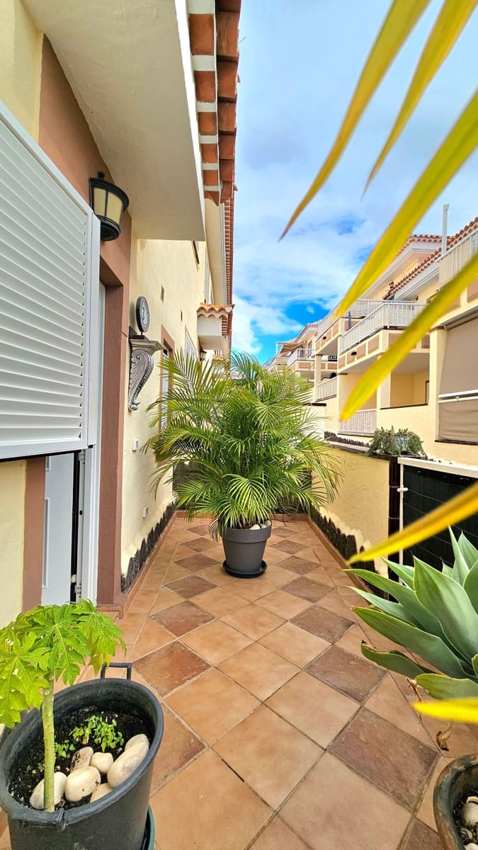 3 quarto Casa em Banda para venda em Chayofa com piscina - 400 000 € (Ref: 9472260)