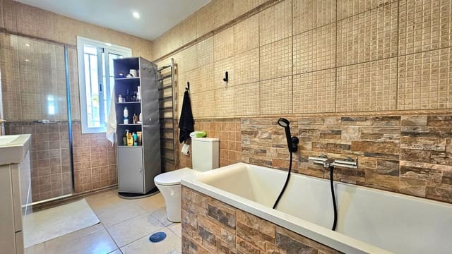 3 quarto Casa em Banda para venda em Chayofa, Arona com piscina - 400 000 € (Ref: 9472260)