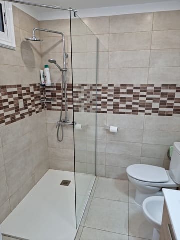 2 sovrum Lägenhet att hyra i San Eugenio Bajo, Adeje - 1 800 € (Ref: 9472261)