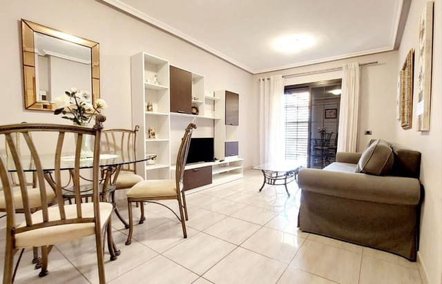 1 makuuhuone Huoneisto myytävänä paikassa Playa del Duque, Adeje mukana uima-altaan 
autotalli - 460 000 € (Ref: 9472262)