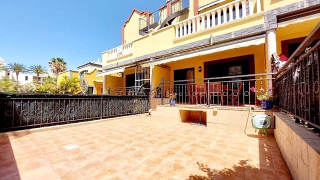 1 makuuhuone Huoneisto myytävänä paikassa Playa del Duque, Adeje mukana uima-altaan 
autotalli - 460 000 € (Ref: 9472262)