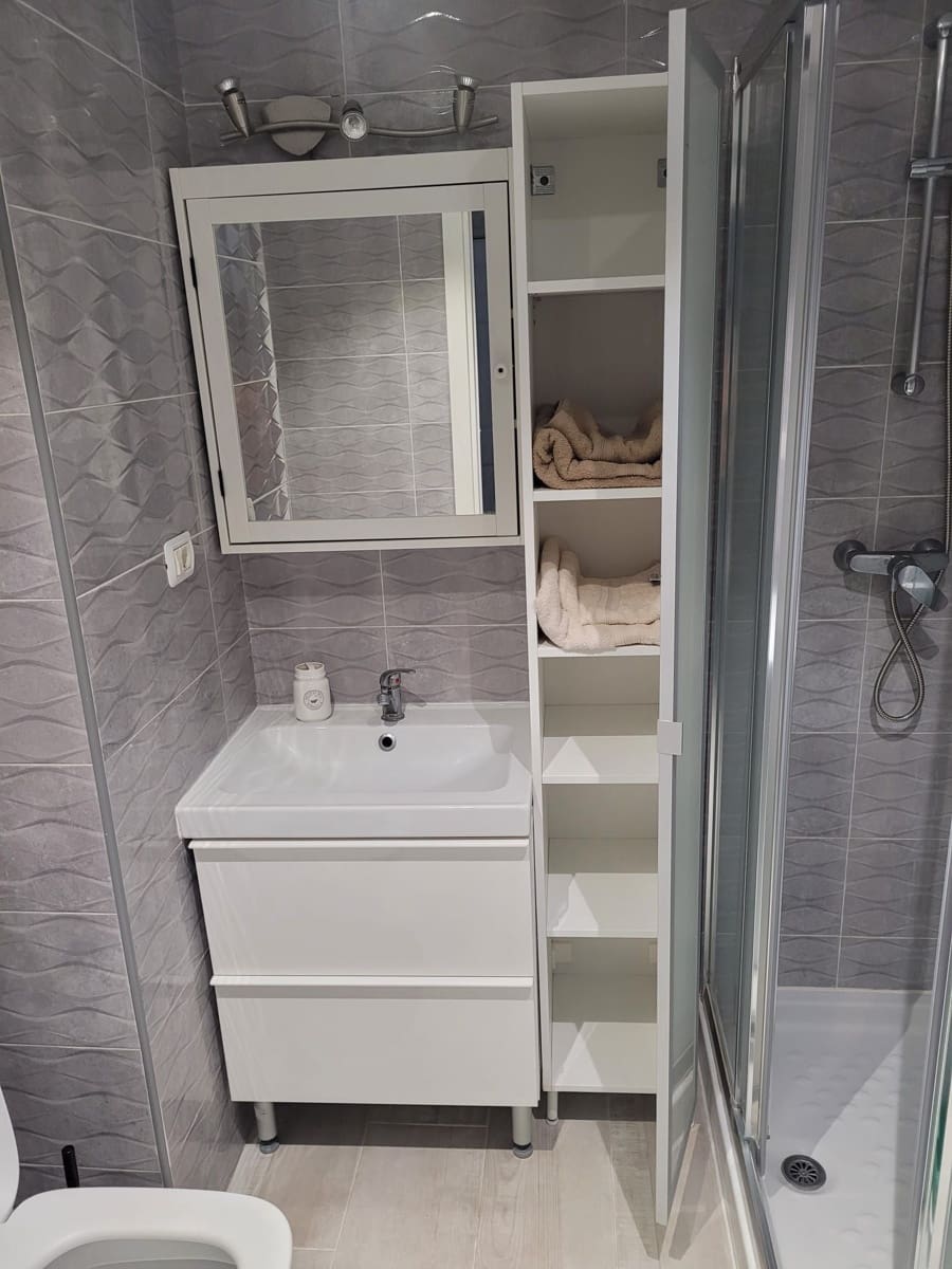 1 quarto Apartamento para arrendar em Los Cristianos com piscina - 1 500 € (Ref: 9473874)