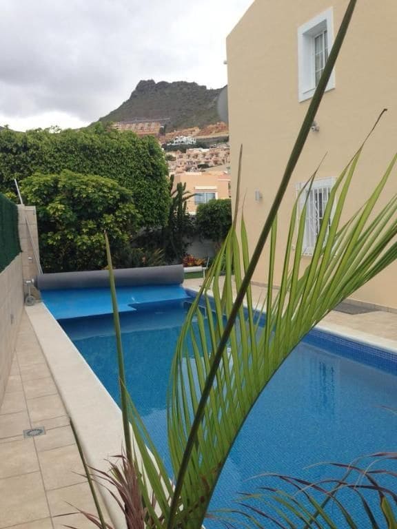 3 bedroom Villa for sale in El Madronal with pool garage - € 849,000 (Ref: 9473877)