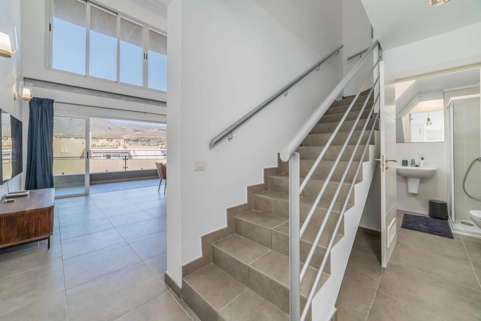 3 makuuhuone Kattohuoneisto vuokrattavana paikassa Los Cristianos - 2 900 € (Ref: 9485212)