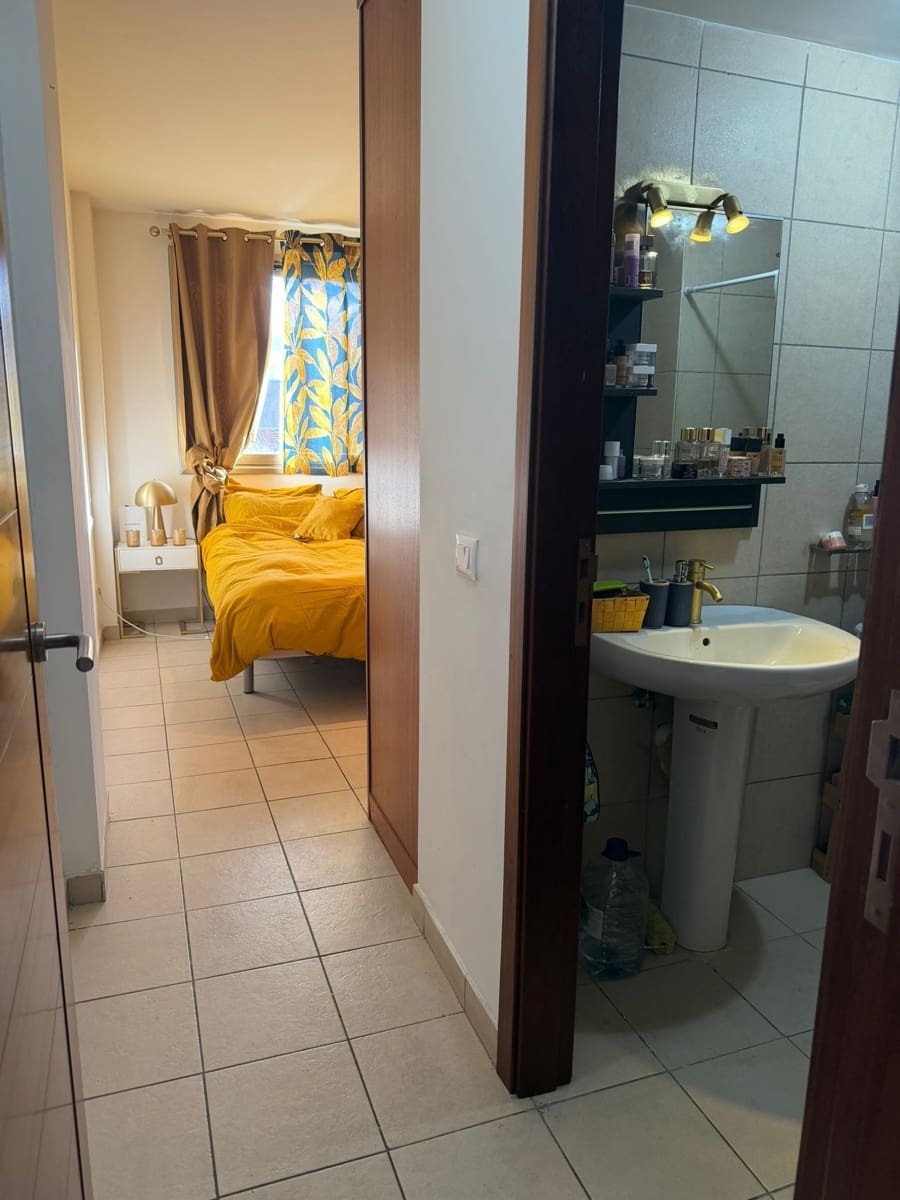 2 bedroom Apartment for rent in San Isidro de Abona - € 1,300 (Ref: 9488205)