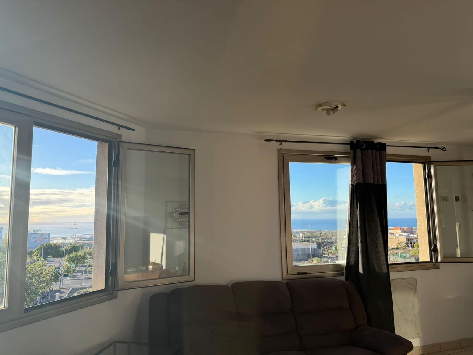 2 bedroom Apartment for rent in San Isidro de Abona - € 1,300 (Ref: 9488205)