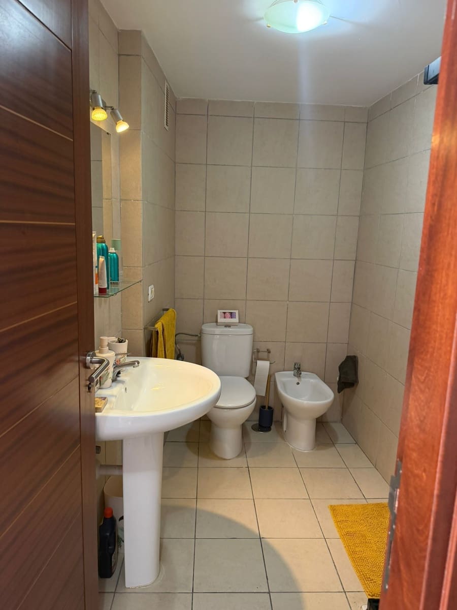 2 bedroom Apartment for rent in San Isidro de Abona - € 1,700 (Ref: 9488206)