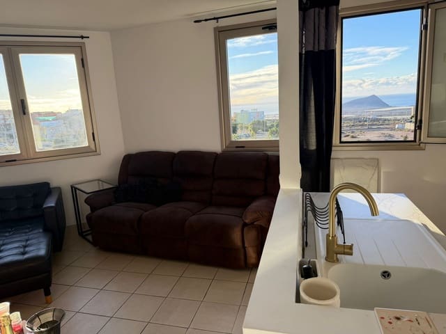 2 bedroom Apartment for rent in San Isidro de Abona, Granadilla de Abona - € 1,700 (Ref: 9488206)