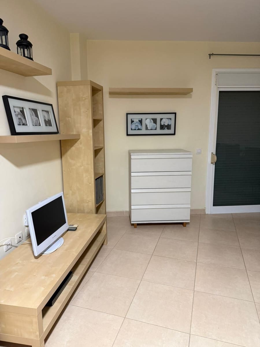 1 bedroom Apartment for rent in Adeje - € 950 (Ref: 9491119)