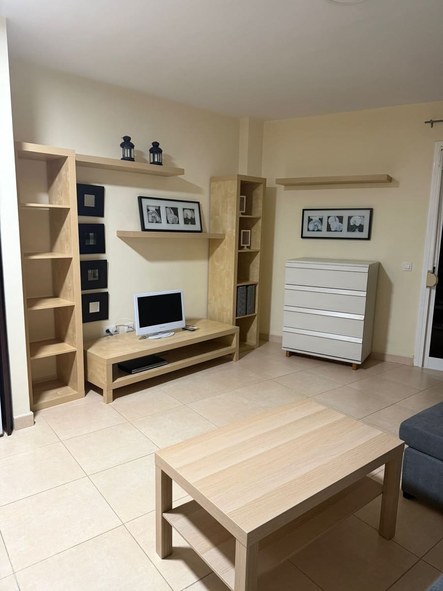 1 bedroom Apartment for rent in Adeje - € 950 (Ref: 9491119)