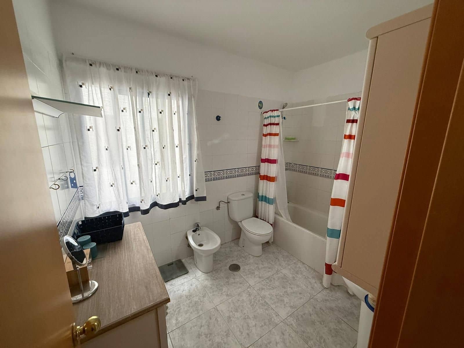 2 slaapkamer Huis te huur in Alcala met garage - € 1.500 (Ref: 9491120)