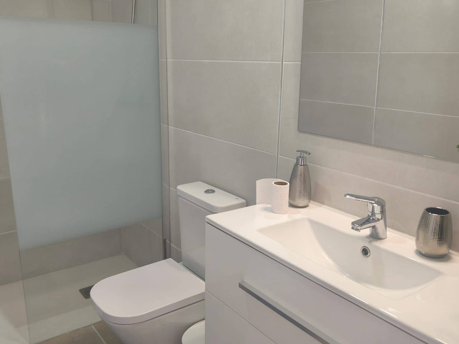 1 soveværelse Lejlighed til leje i Adeje - € 1.000 (Ref: 9494306)