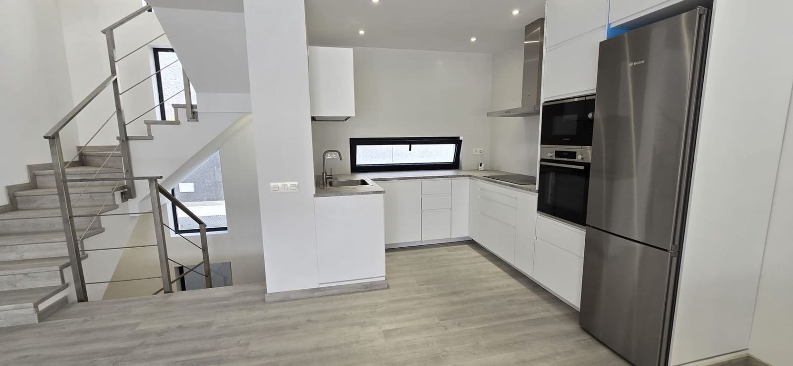 4 bedroom Villa for sale in El Madronal with pool garage - € 1,800,000 (Ref: 9494307)