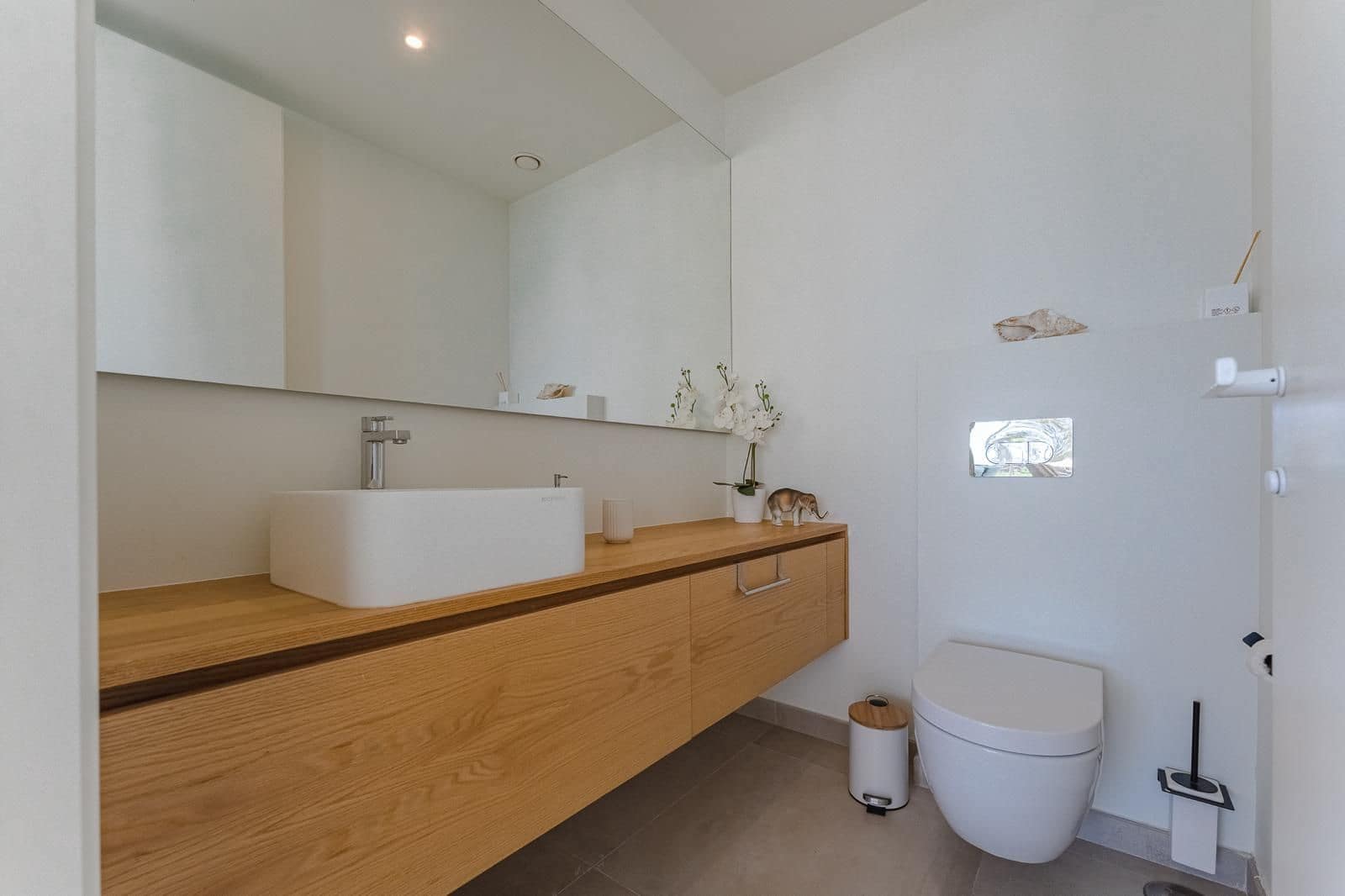 3 bedroom Villa for sale in Guia de Isora with pool garage - € 1,699,000 (Ref: 9496929)