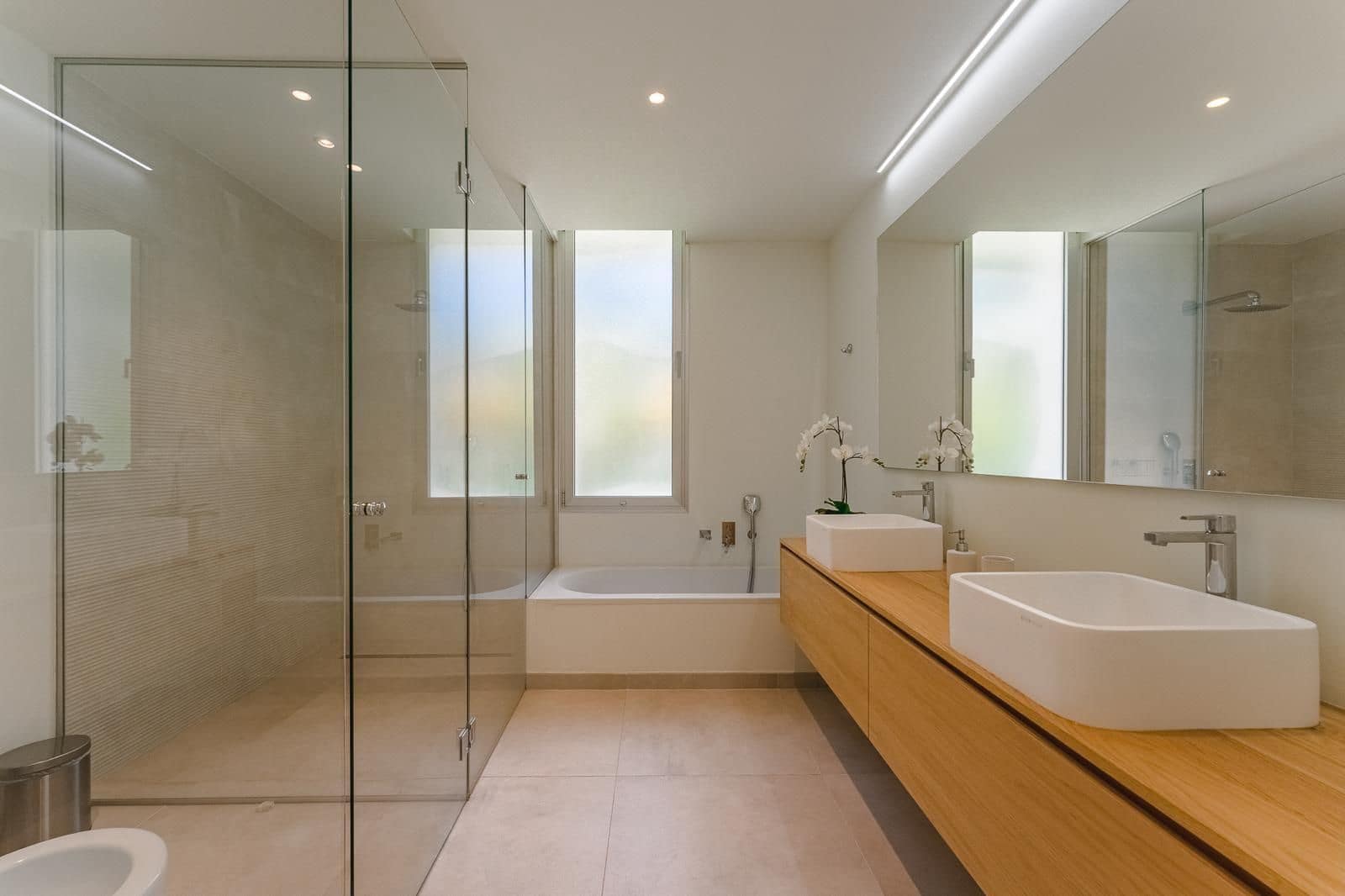 3 bedroom Villa for sale in Guia de Isora with pool garage - € 1,699,000 (Ref: 9496929)