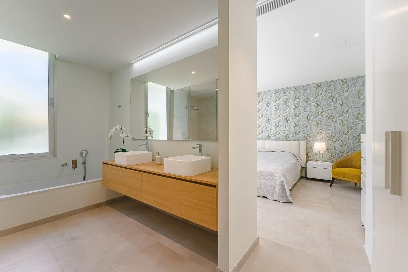 3 bedroom Villa for sale in Guia de Isora with pool garage - € 1,699,000 (Ref: 9496929)