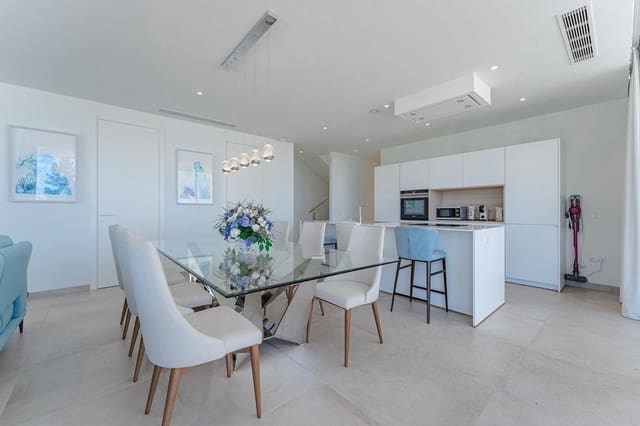 3 sovrum Villa till salu i Guía de Isora med pool garage - 1 699 000 € (Ref: 9496929)