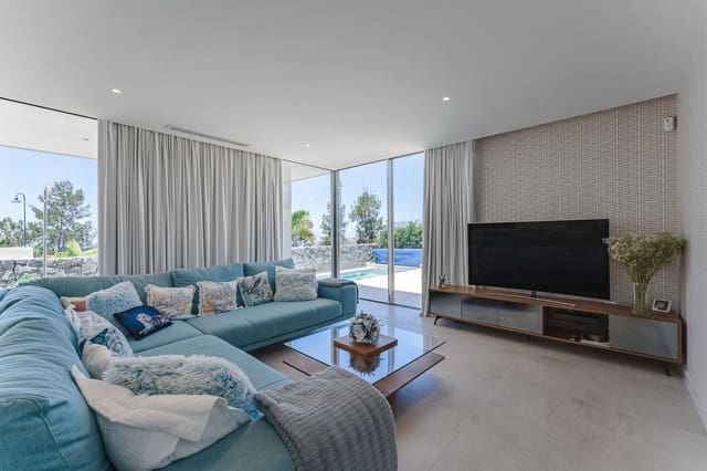 3 sovrum Villa till salu i Guía de Isora med pool garage - 1 699 000 € (Ref: 9496929)