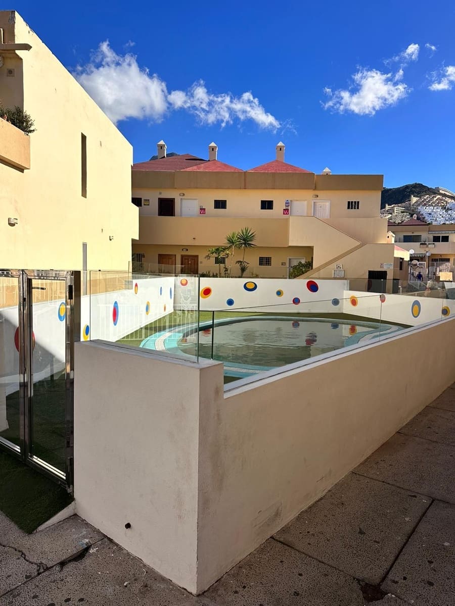 1 bedroom Apartment for sale in Costa Adeje with pool - € 210,000 (Ref: 9496930)