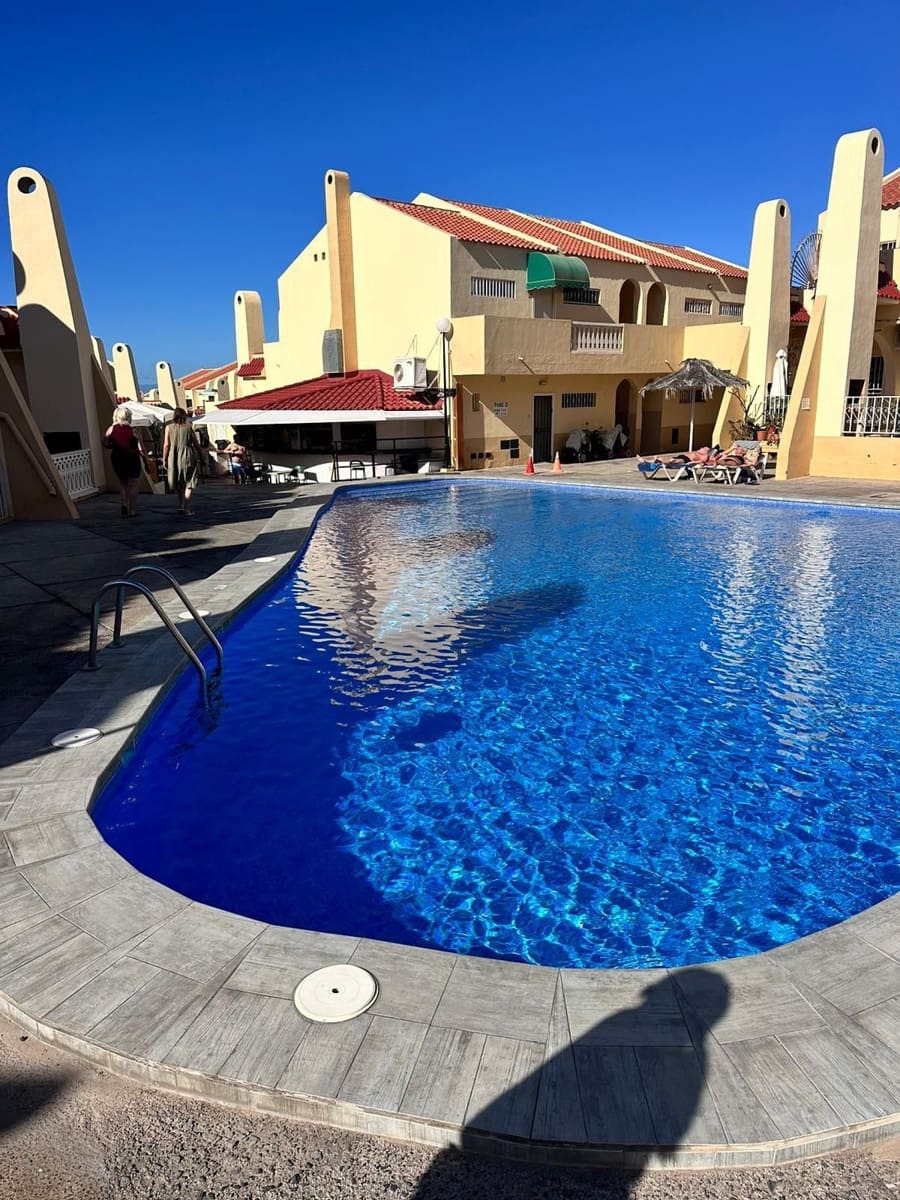1 bedroom Apartment for sale in Costa Adeje with pool - € 210,000 (Ref: 9496930)