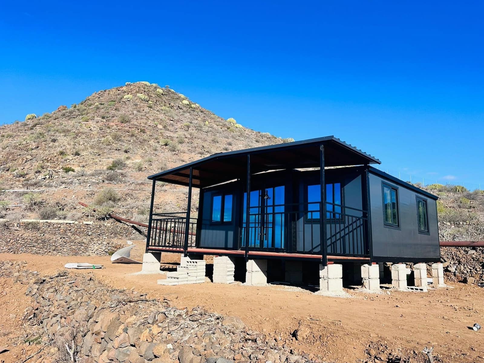 2 bedroom Finca/Country House for sale in Parque de la Reina - € 355,000 (Ref: 9496932)