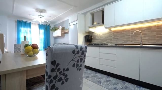 2 bedroom Apartment for sale in Playa San Juan, Guía de Isora - € 274,000 (Ref: 9496933)