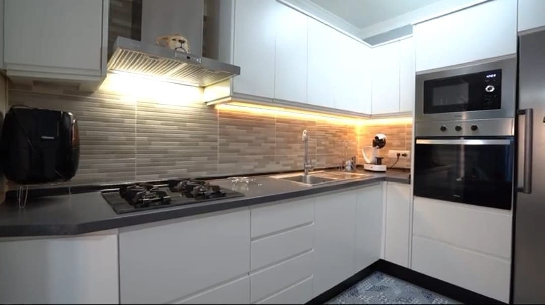 2 bedroom Apartment for sale in Playa San Juan - € 274,000 (Ref: 9496933)