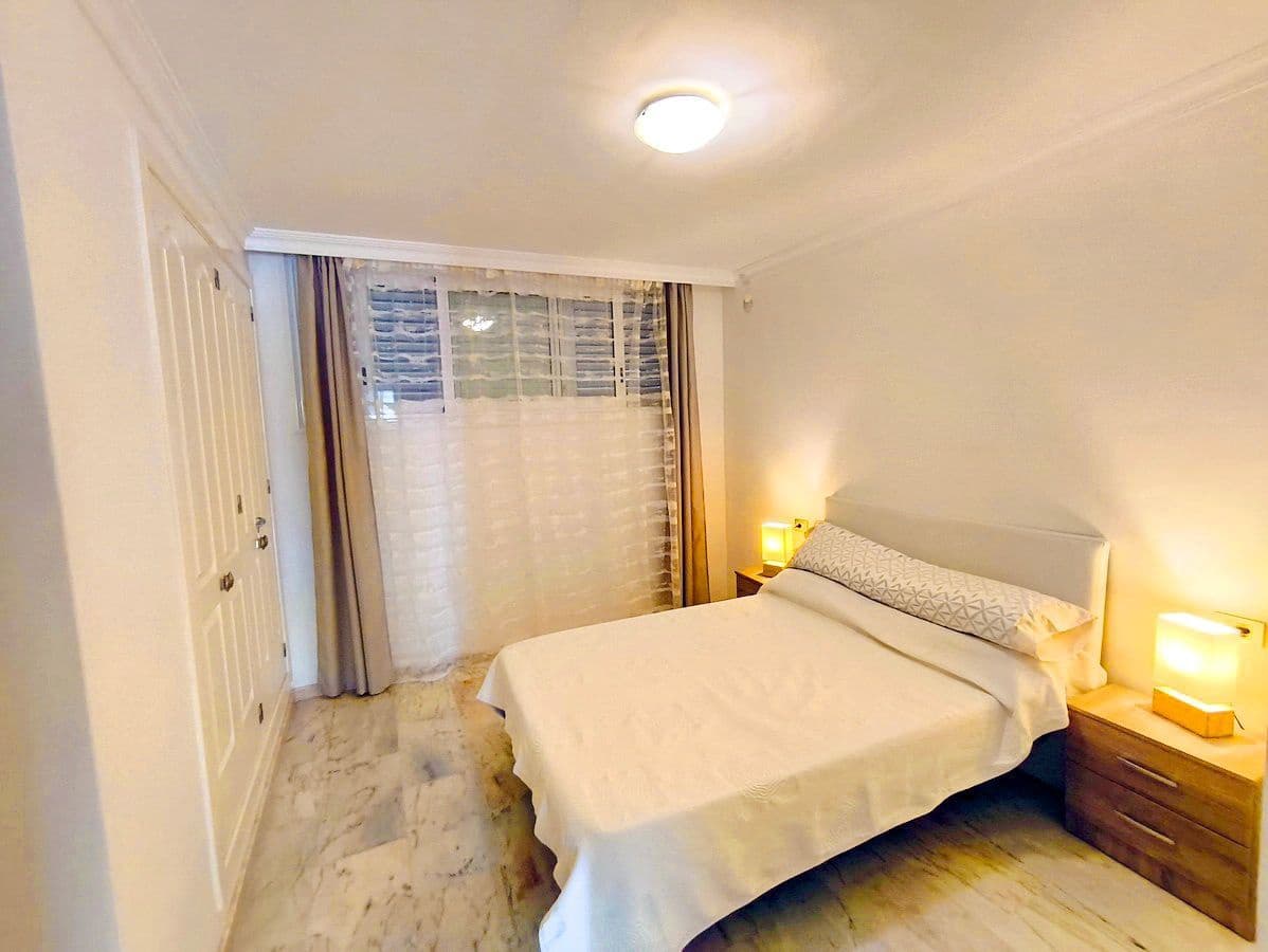 2 bedroom Apartment for rent in Los Gigantes with pool garage - € 2,400 (Ref: 9498891)