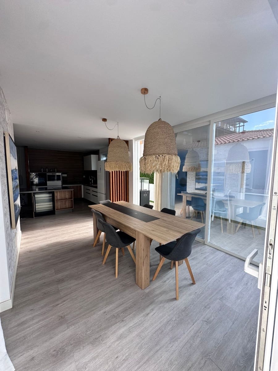 3 bedroom Villa for sale in Golf del Sur with pool - € 549,000 (Ref: 9501912)