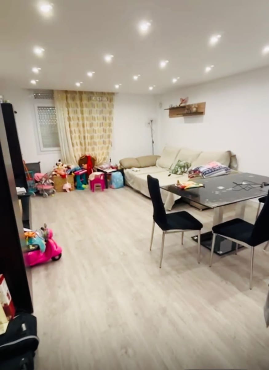 3 bedroom Apartment for sale in Los Abrigos - € 259,000 (Ref: 9501913)