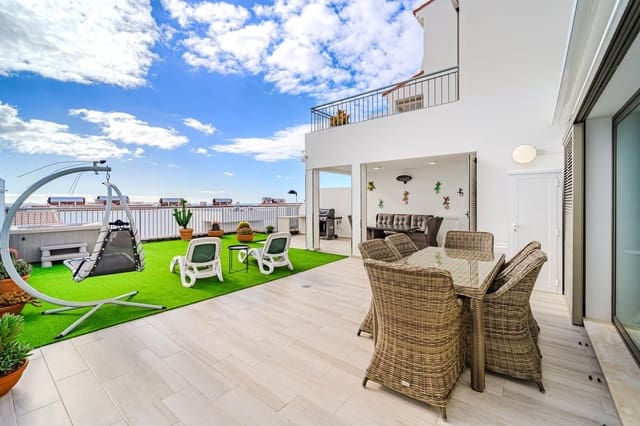 Apartamento de 2 habitaciones en La Caleta, Valverde en venta con piscina garaje - 995.000 € (Ref: 9503926)