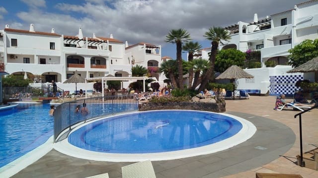 2 bedroom Semi-detached Villa for sale in Amarilla Golf, San Miguel de Abona with pool - € 299,000 (Ref: 9508474)