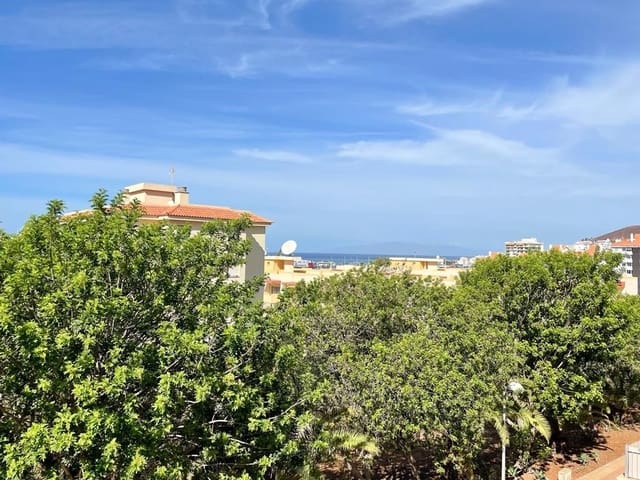 2 soverom Leilighet til leie i Los Cristianos, Arona med svømmebasseng garasje - € 2 000 (Ref: 9518514)