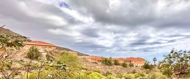 3 soverom Kjedet enebolig til salgs i El Madroñal, Adeje med garasje - € 410 000 (Ref: 9526205)