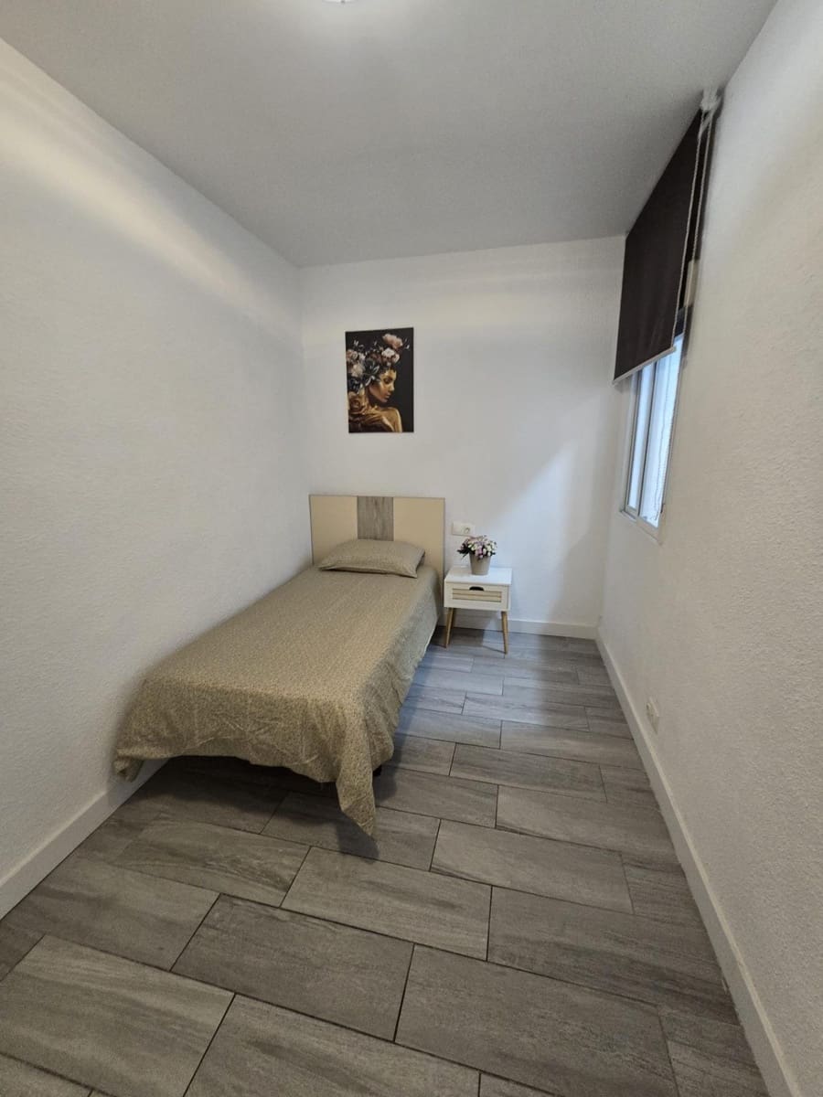 2 slaapkamer Flat te koop in Alicante stad - € 153.000 (Ref: 9631757)