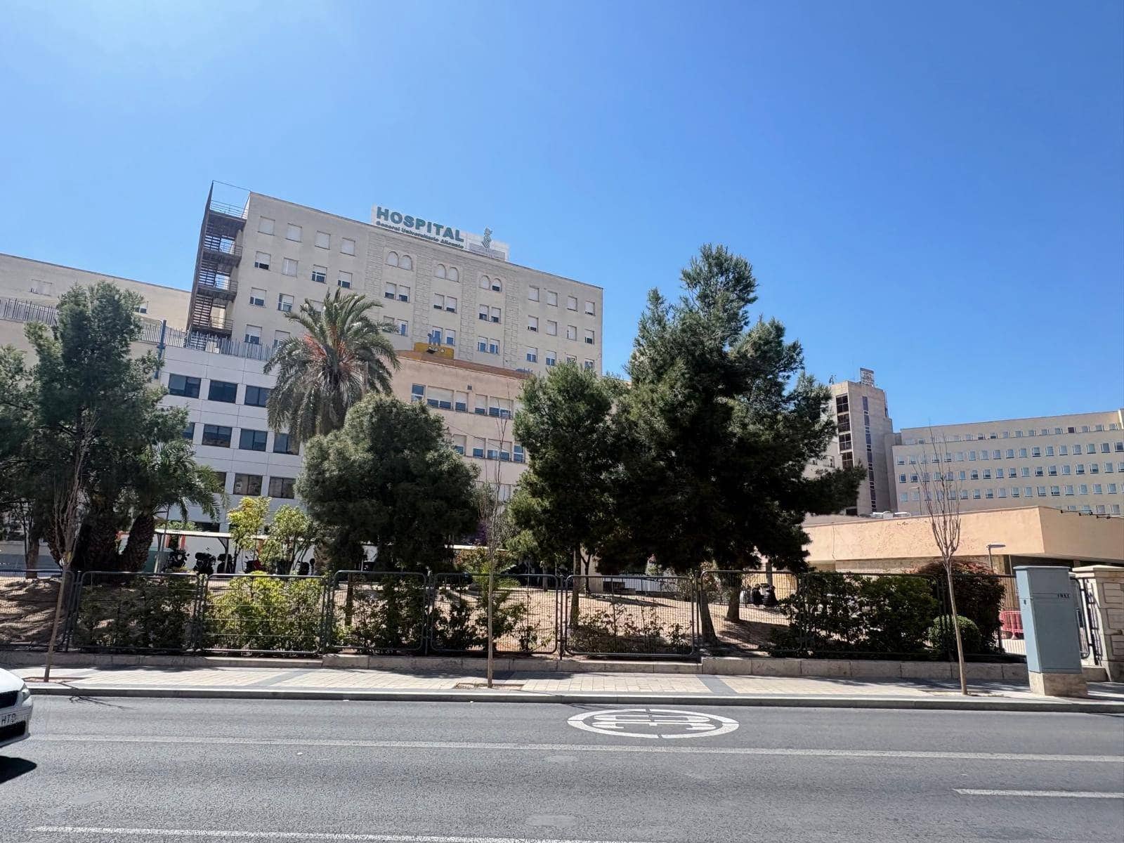 2 bedroom Flat for sale in Alicante / Alacant city - € 148,850 (Ref: 9631757)