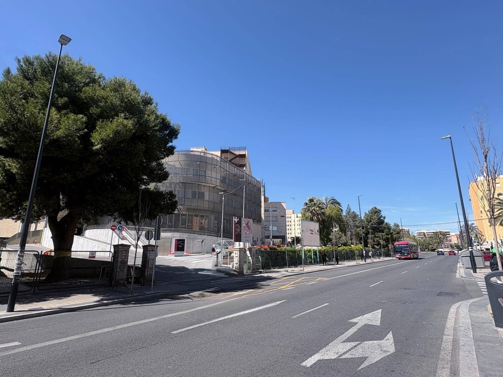 2 bedroom Flat for sale in Alicante / Alacant city - € 148,850 (Ref: 9631757)