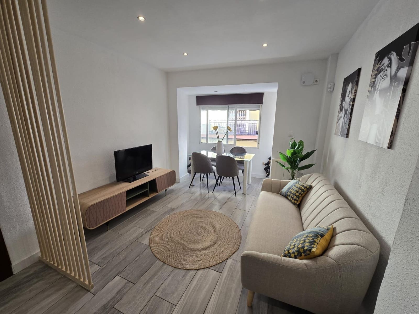 2 bedroom Flat for sale in Alicante / Alacant city - € 148,850 (Ref: 9631757)