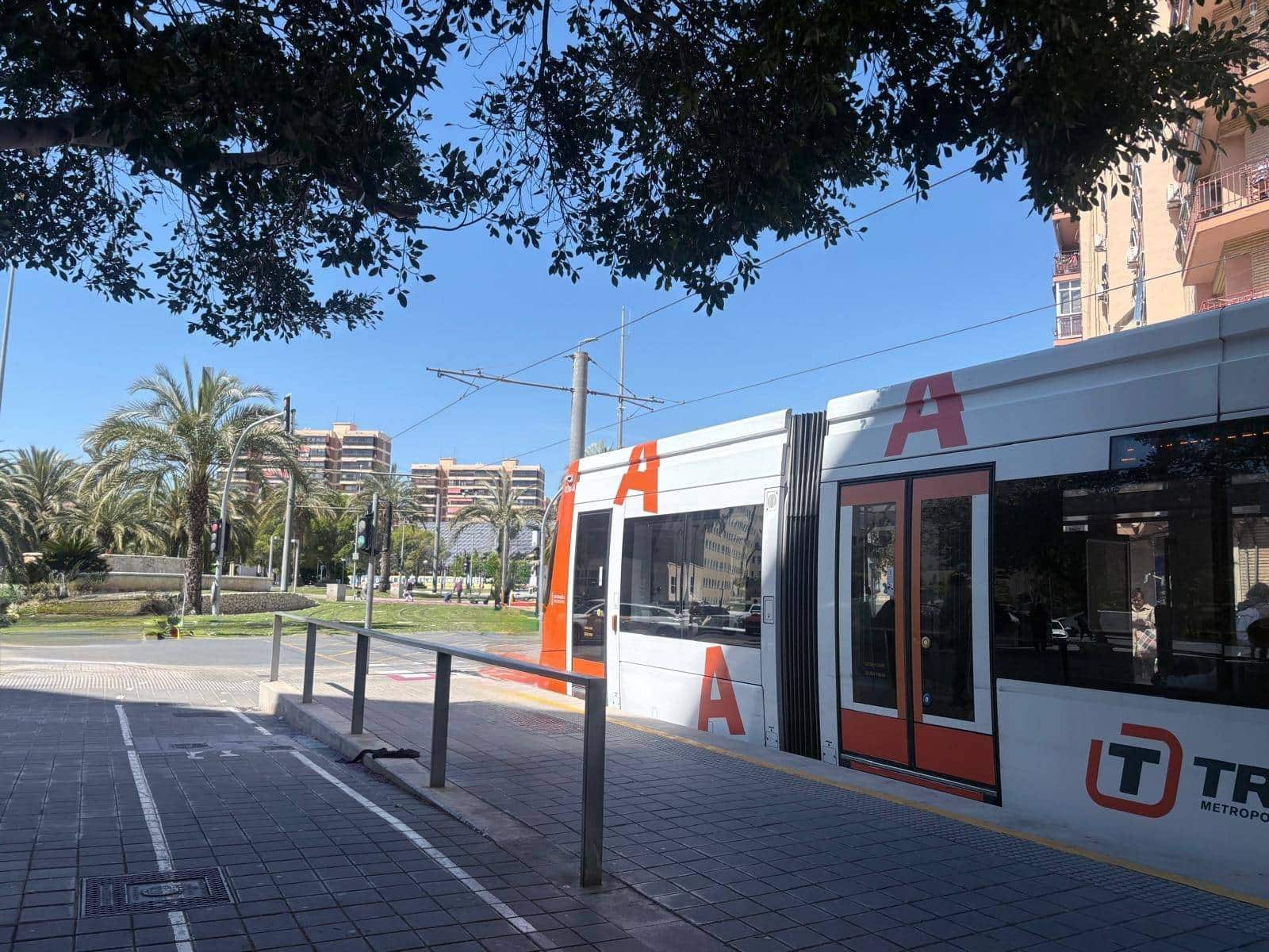 2 bedroom Flat for sale in Alicante / Alacant city - € 148,850 (Ref: 9631757)