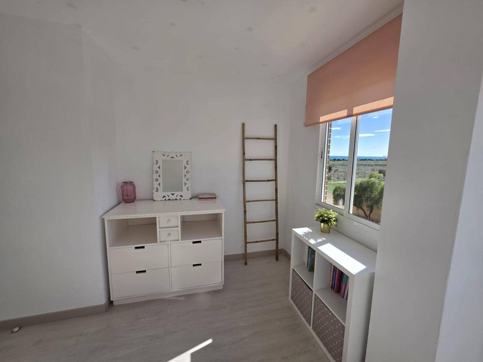 Piso de 3 habitaciones en Alicante / Alacant ciudad en venta con piscina garaje - 369.000 € (Ref: 9631758)