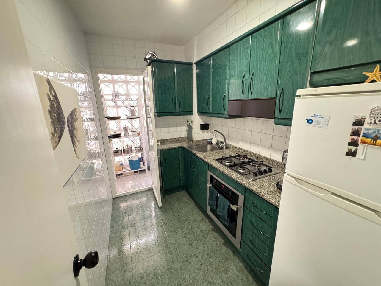 3 bedroom Flat for sale in Alicante / Alacant city - € 165,000 (Ref: 9631759)