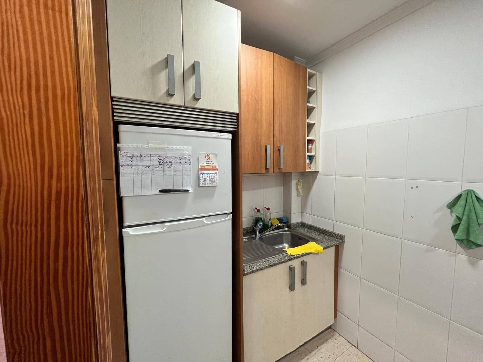 5 bedroom Flat for sale in Alicante / Alacant city - € 147,000 (Ref: 9631762)