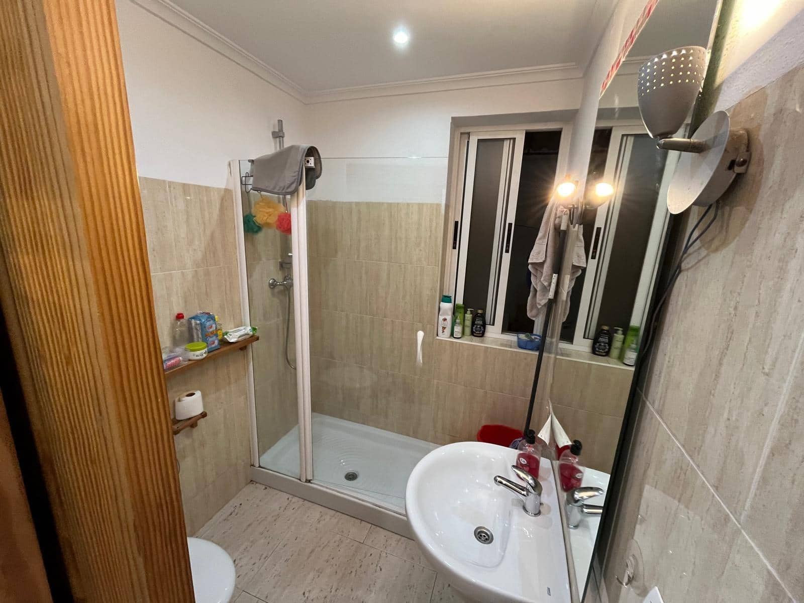 5 bedroom Flat for sale in Alicante / Alacant city - € 147,000 (Ref: 9631762)