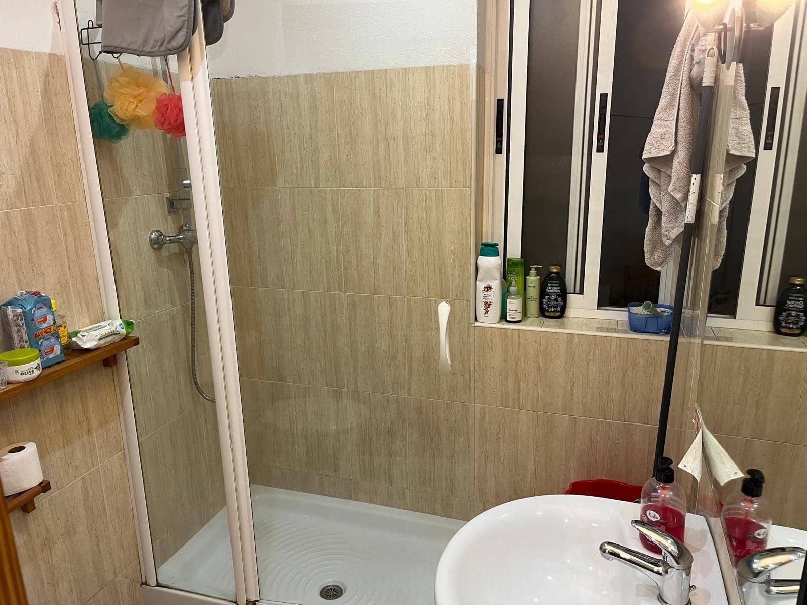 5 bedroom Flat for sale in Alicante / Alacant city - € 147,000 (Ref: 9631762)