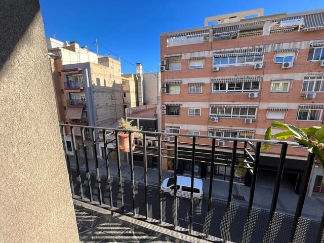 4 chambre Appartement à vendre à Carolinas Altas, Alicante ville - 185 000 € (Ref: 9631764)
