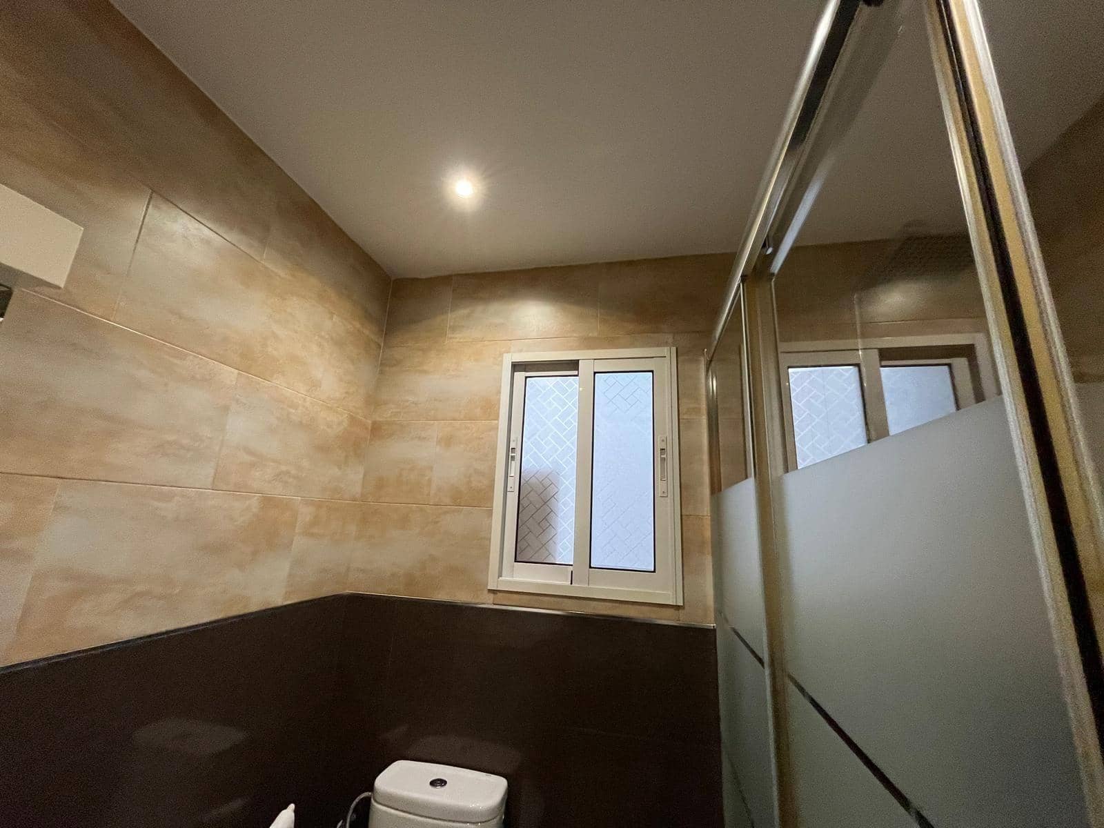 4 chambre Appartement à vendre à Alicante ville - 185 000 € (Ref: 9631764)