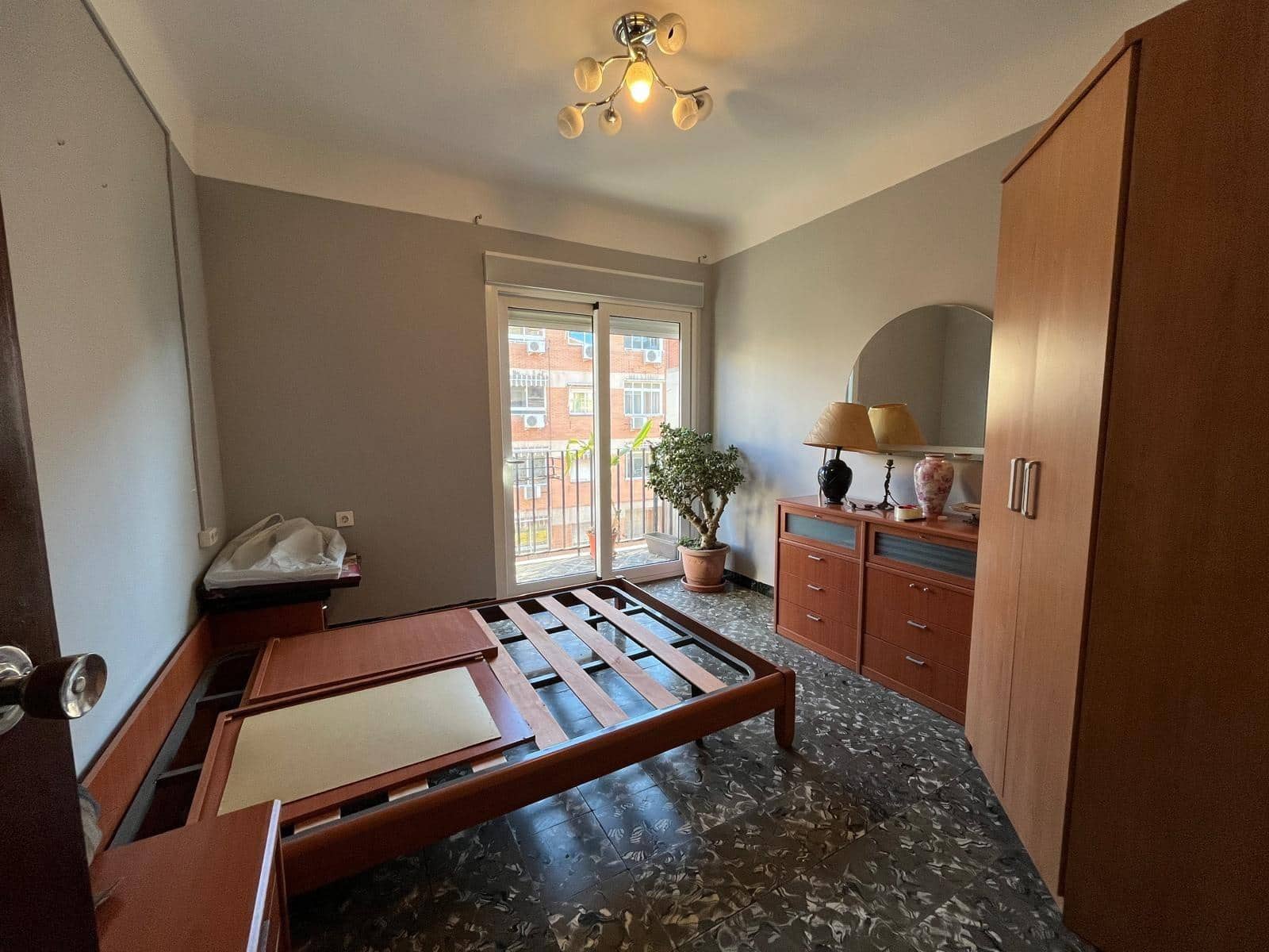 4 chambre Appartement à vendre à Alicante ville - 185 000 € (Ref: 9631764)